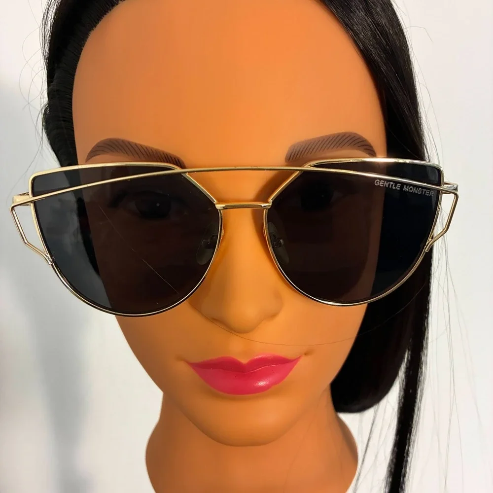 Gentle Monster Love Punch Mirrored Cat Eye Sunglasses Gold Tone Wire Frame Italy